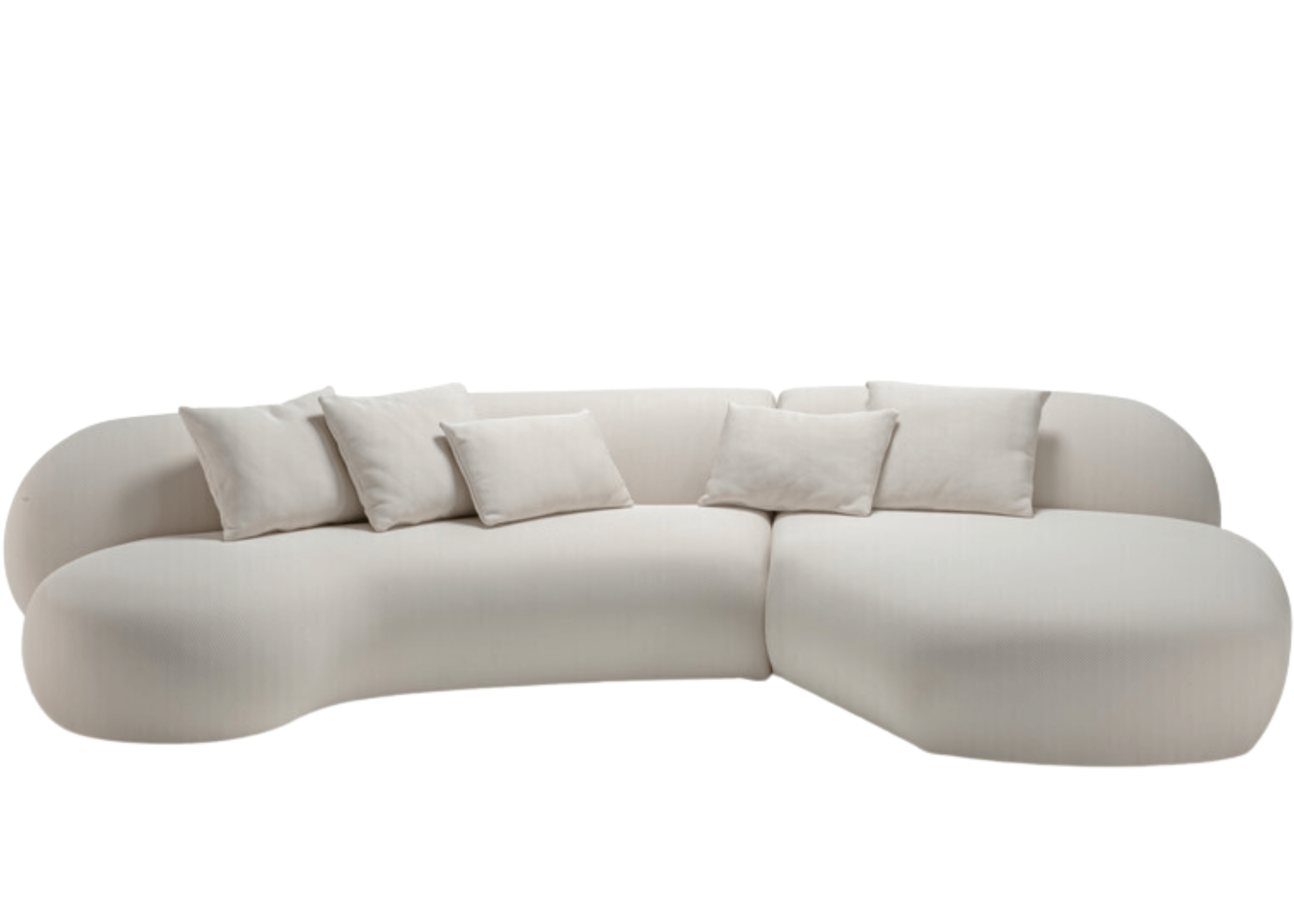 Sofá Aurora curvo com chaise em tecido claro, sobre fundo neutro. Móvel elegante e acolhedor para salas de estar contemporâneas.