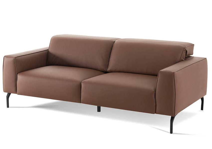 Sofá Bosco estilo e conforto em um design moderno.